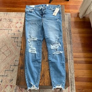 Medium Wash Super Skinny Size 14 (Fits closer to a 12) H&M